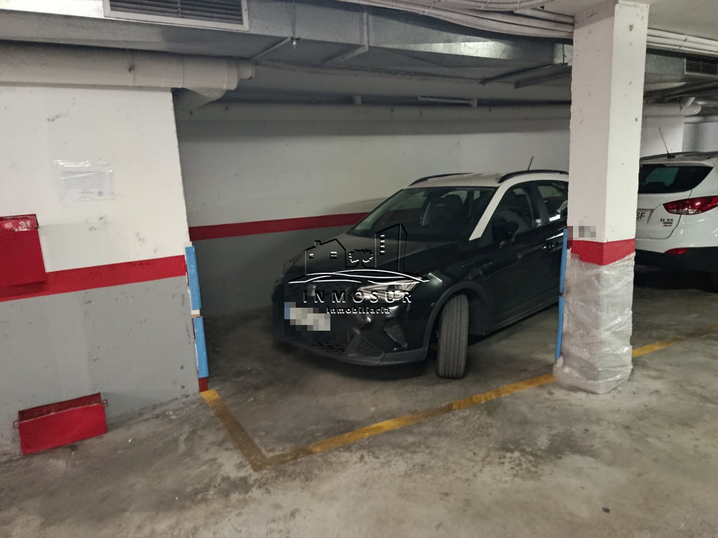 Parking en zona calle Viana. Para coche pequeño. Calle de fácil maniobrabilidad.
El precio mostrado no incluye, impuesto