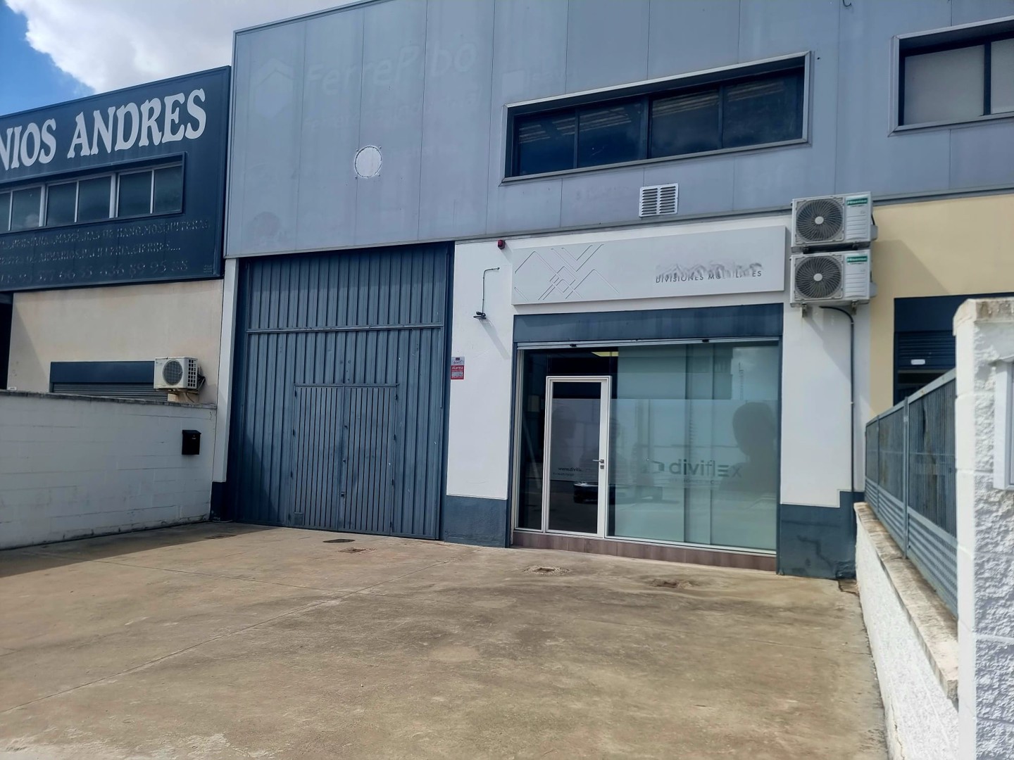 Nave Industrial en Alquiler - Parque Industrial PIBO
¡Excelente oportunidad de alquiler en el Parque Industrial PIBO! T