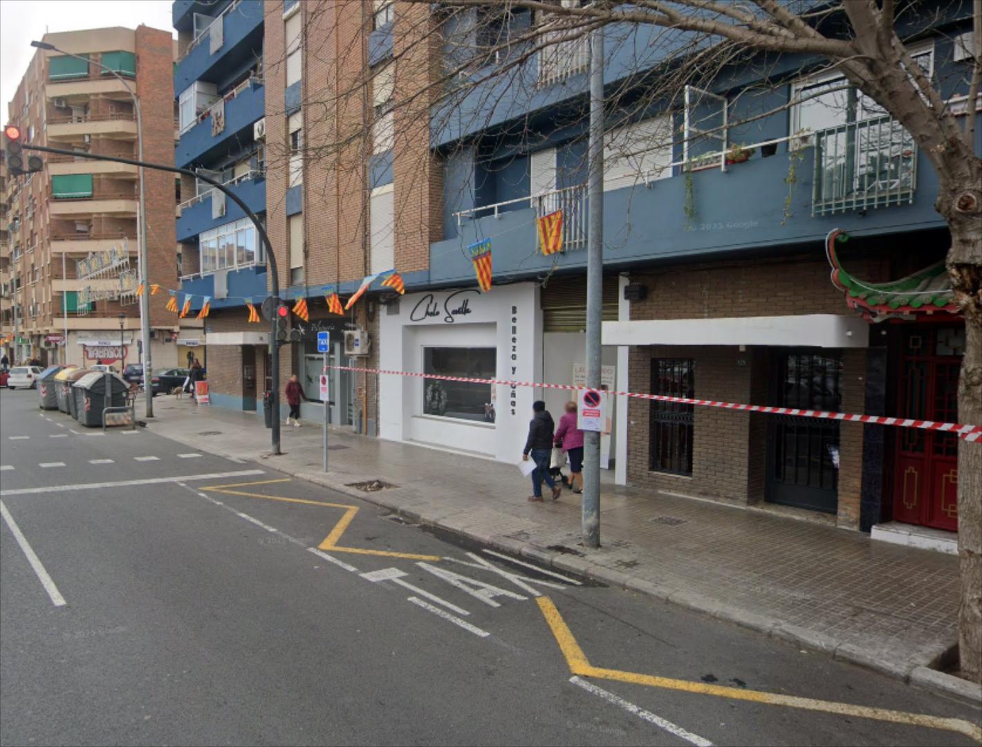 Local con actividad comercial con rentabilidad en zona concurrida.
El local se encuentra alquilado con contrato en vig